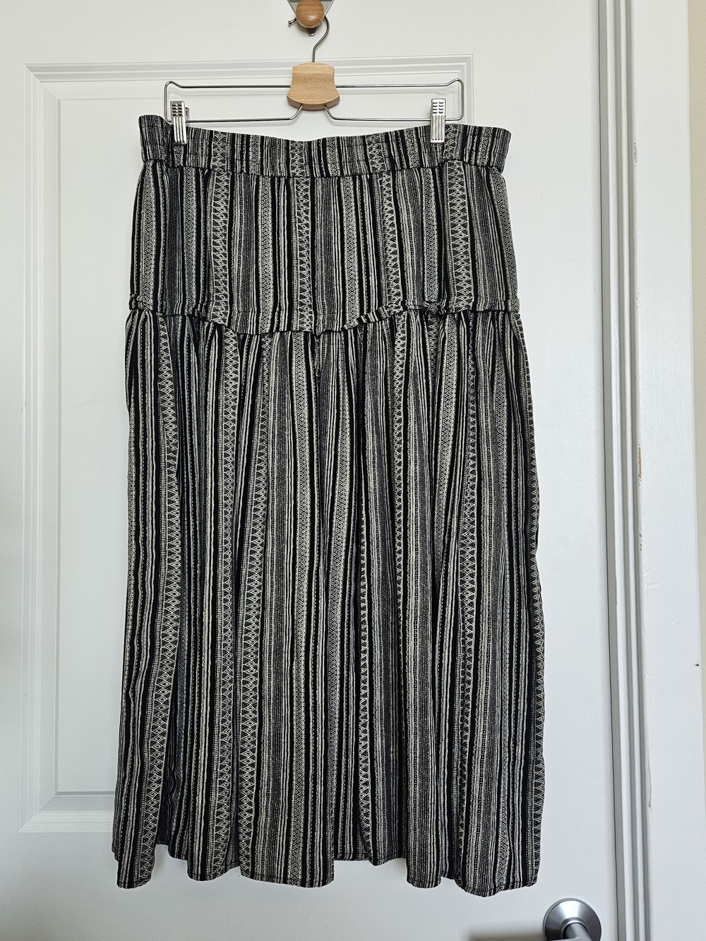 Roots Canada Tiered Midi Skirt